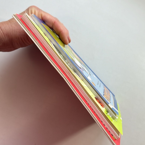 🌈2/$8 3-Book Bundle Level 3, 4 & 5 Readers - Picture 4 of 16